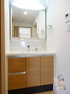 カサ・セグーラ幸町の洗面所|洗面