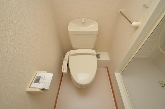 北九州市八幡西区楠橋西２丁目のアパートのトイレ