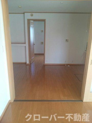 【居間・リビング】 | メゾン・アルカンシエルＣ