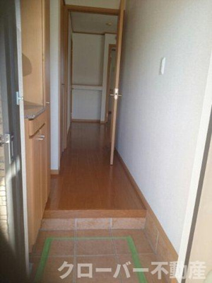 【玄関】 | メゾン・アルカンシエルＣ