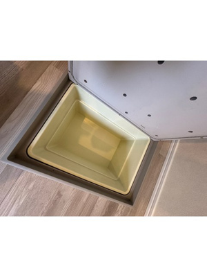 【収納】 | クレージュ | 洋室5.3帖のお部屋にある床下収納です！ちょっとしたものの保存に便利ですよね☆