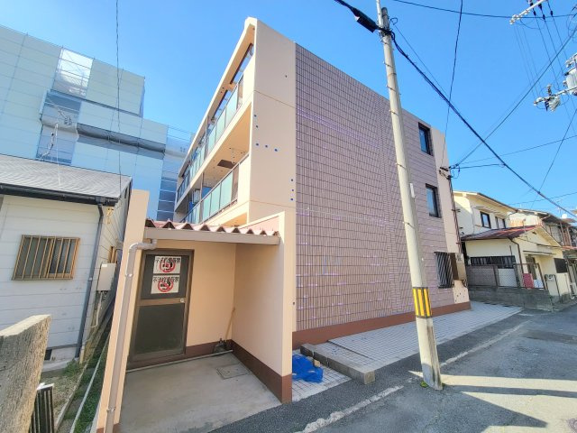 梛のエントランス