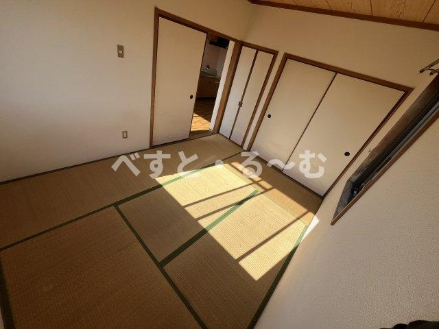 エスポワール冨田の和室