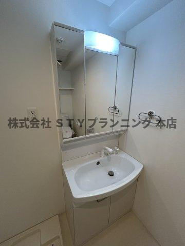 仲介手数料０円！Ｃｏｍｆｏｒｔささしまライブの独立洗面台