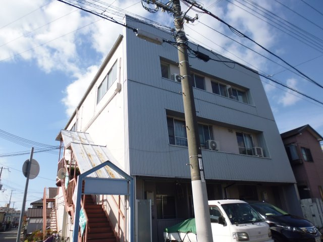 ガーデンパレスの外観