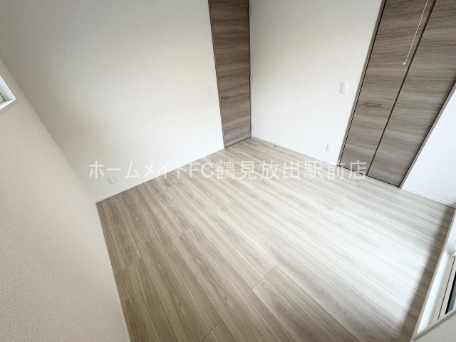 大阪市鶴見区放出東３丁目のアパートの洋室
