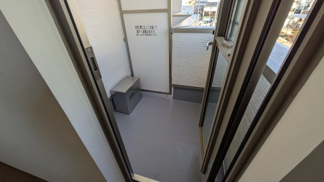 【バルコニー】