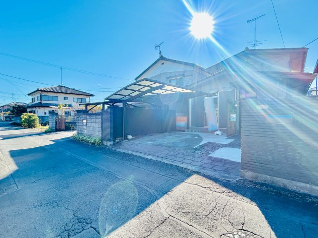 館林市広内町の前面道路含む現地写真|閑静な住宅街なので、出入りも安心♪