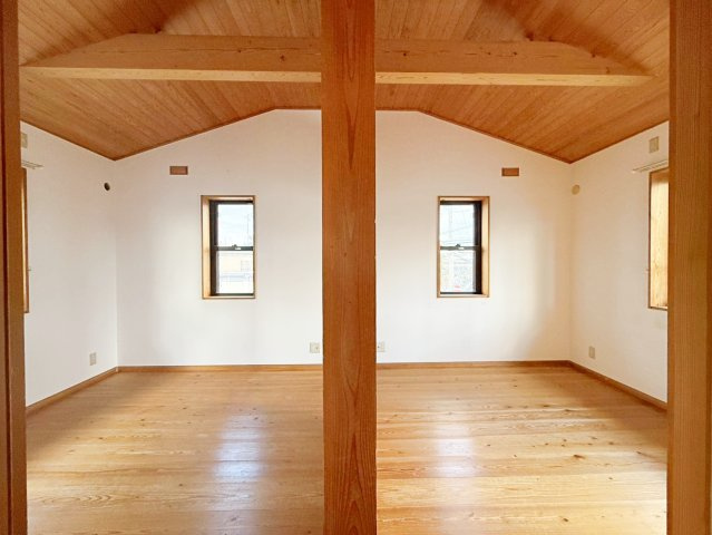 泉大津市板原町3丁目　中古戸建の洋室