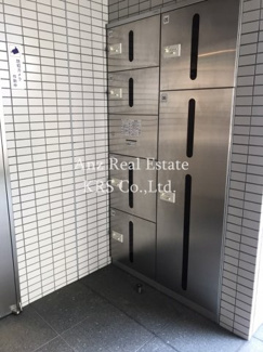 【その他共用部分】 | 宅配ボックスが設置されているので大切なお荷物も安心です♪