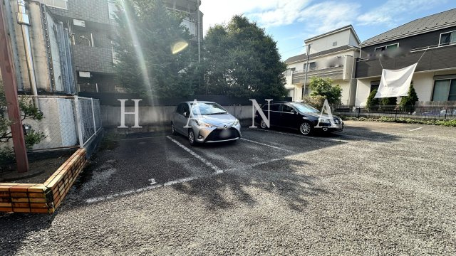 サンハイムの駐車場