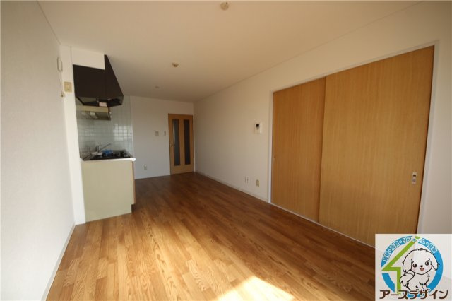 サンフラワー貴崎の居間・リビング|※類似写真