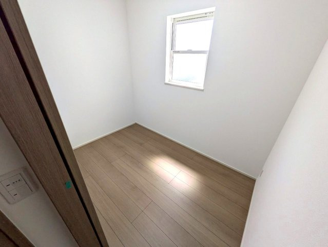 【洋室】 | コンパクトで使いやすい洋室です