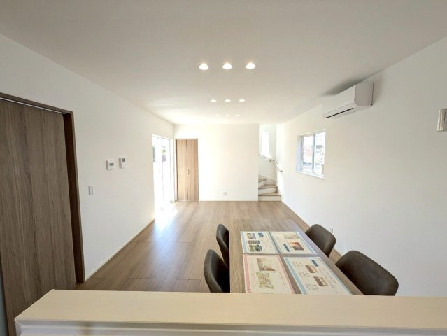 【居間・リビング】 | ゆったり過ごせるリビングです