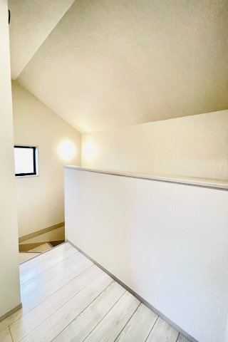 あきる野市草花　築浅中古戸建のその他共用部分|２階ホール