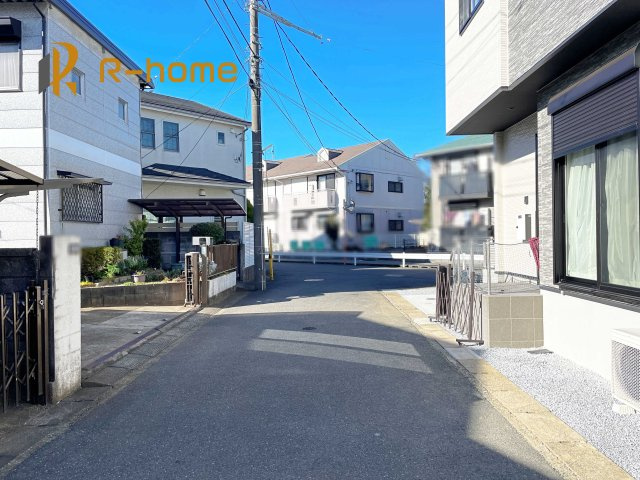 流山市美田5期　新築戸建て　2号棟の前面道路含む現地写真|堂々！建物完成♪実際のお部屋をご見学可能です♪
ご見学が一番の資料！お気軽にお問い合わせ下さい♪