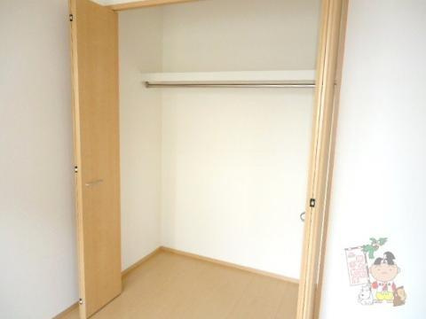 レジデンス石井の収納|クローゼット