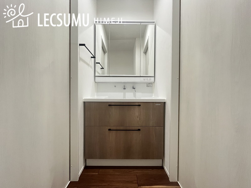 姫路市網干区興浜/中古戸建の独立洗面台