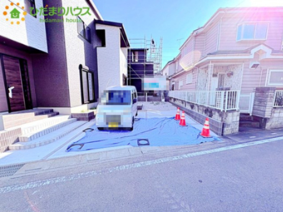 深谷市上野台　第58期　新築一戸建て　ワイウッドコート01の駐車場