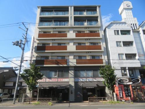 グランドーリア西院