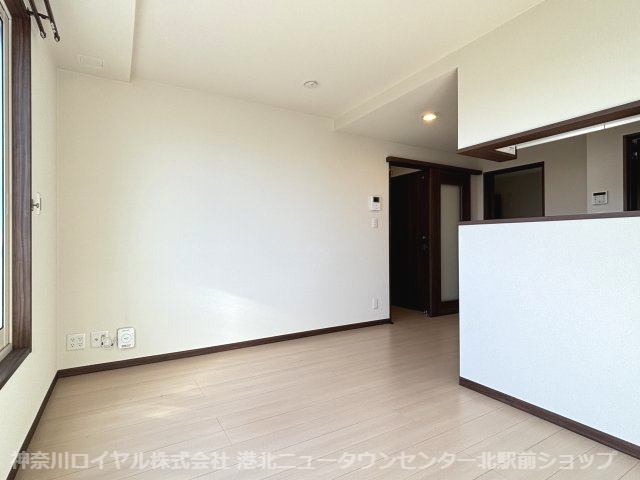 【居間・リビング】