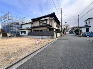 【前面道路含む現地写真】