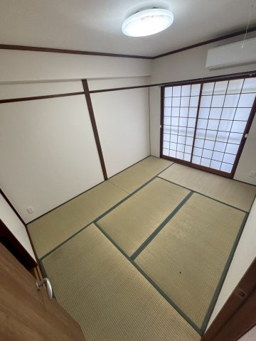 篠原南マンションの和室