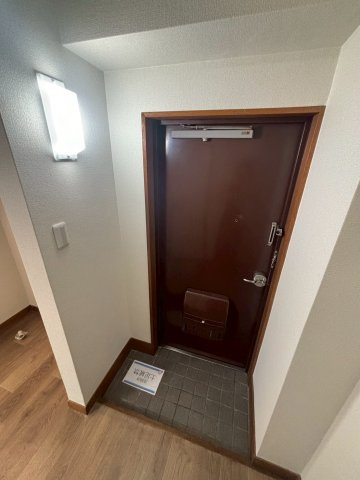 篠原南マンションの玄関