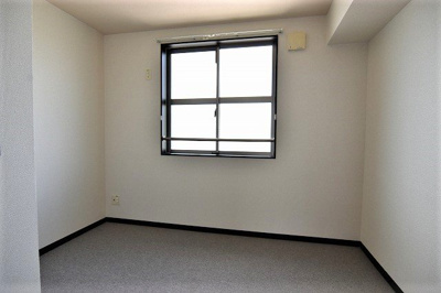 【寝室】 | レオネクストサンシャイン岩室