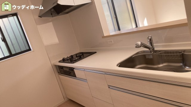 川口市石神　中古一戸建てのキッチン