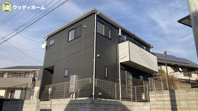 川口市石神　中古一戸建ての外観
