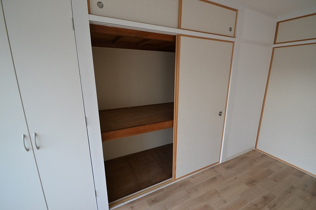 第3山下ビルの収納