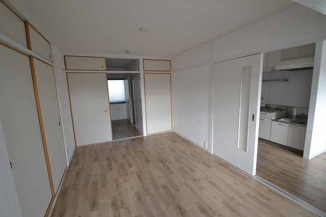 第3山下ビルの居間・リビング