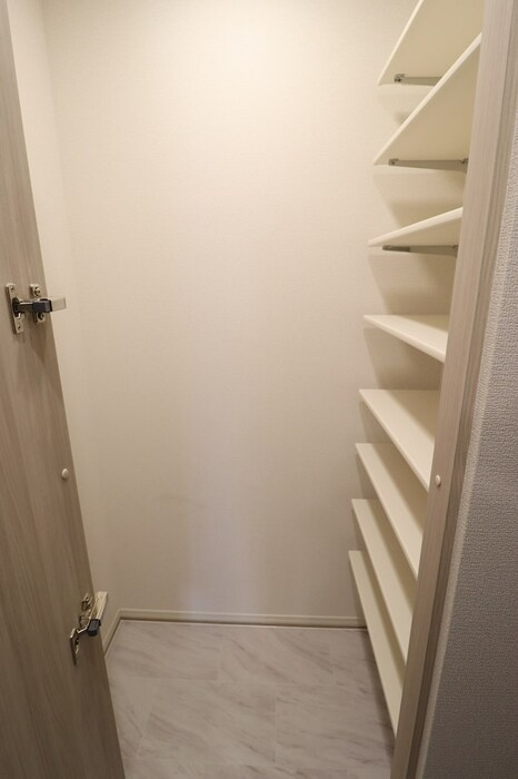 Asset-Court小金井本町Aの収納