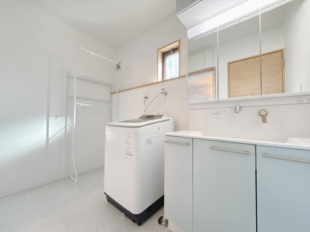 【中古戸建】児玉郡上里町七本木　の独立洗面台|■洗面室