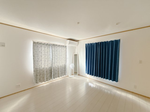 【中古戸建】児玉郡上里町七本木　の洋室|■2階洋室