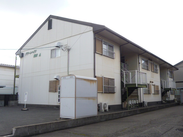 倉敷市神田２丁目のアパートの外観