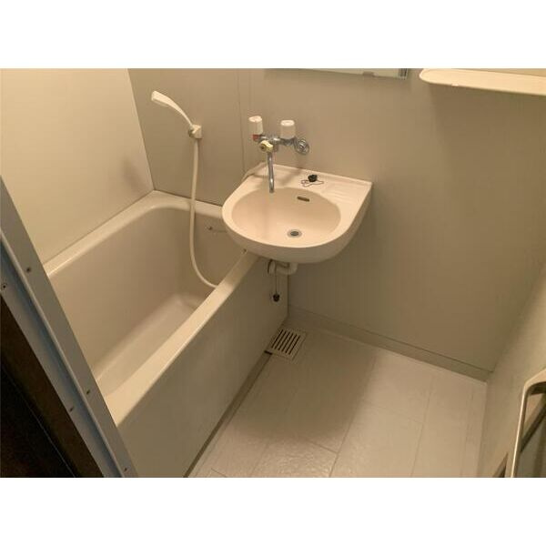 アルコ・ラ・カーサ佃町の浴室