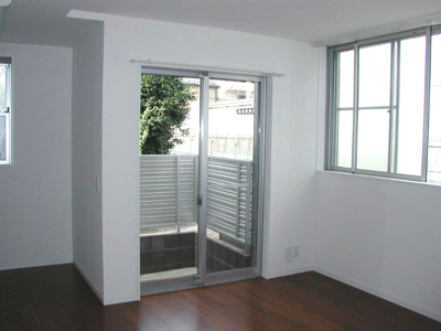 【洋室】 | スタジオフォー