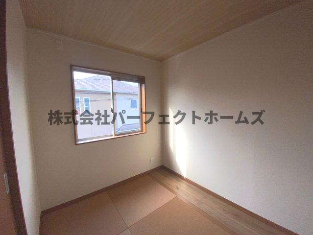 神宮寺戸建の洋室|スタンダードな洋室です