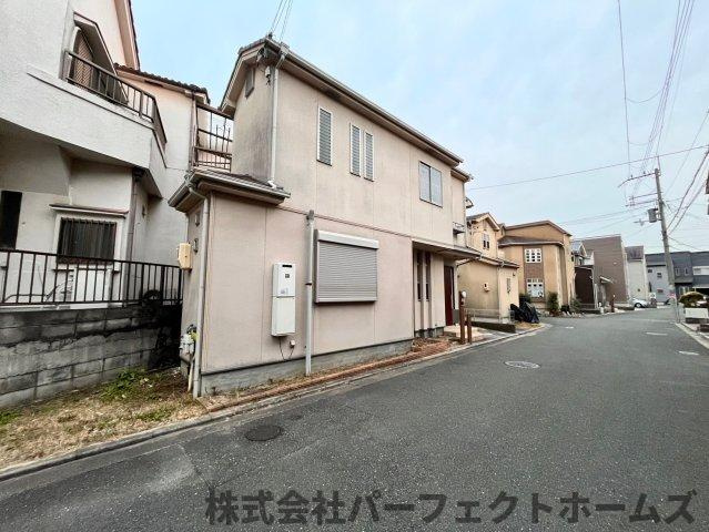 神宮寺戸建の前面道路含む現地写真