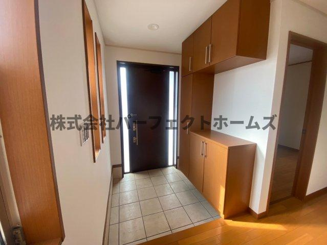 神宮寺戸建の玄関|シンプルで使いやすい玄関です