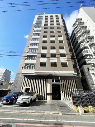 アーバンライフフォルムズ烏丸御池の外観|重厚感ある外観です■■■日住サービス京都五条店　冨岡勇人■■■