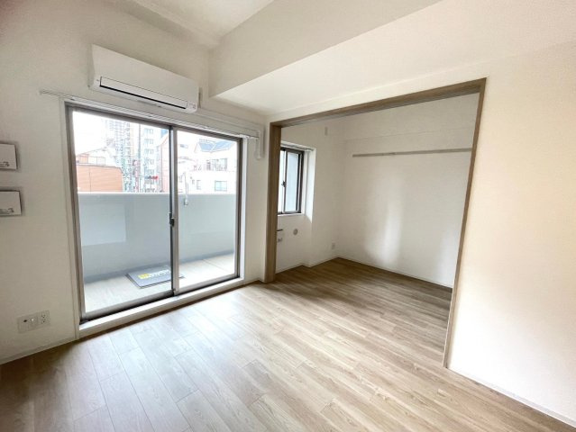 【居間・リビング】 | エスリードレジデンス梅田グランゲート