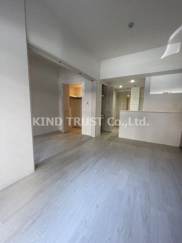 ルアナ北梅田の居間・リビング|居間です