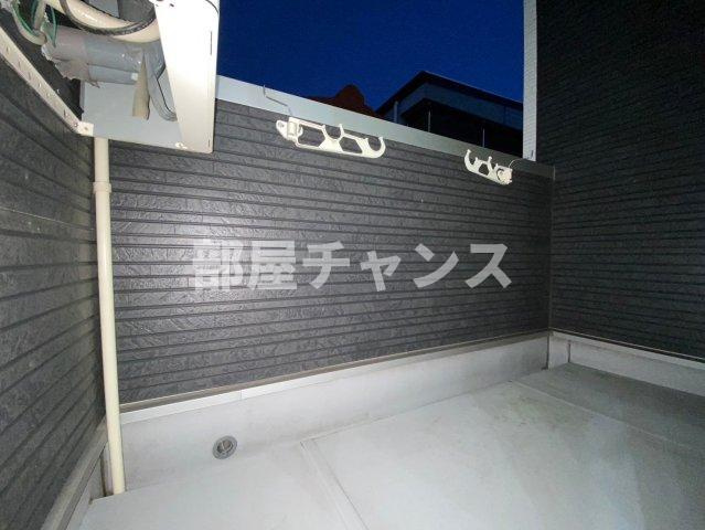 ブドワール塩池のバルコニー