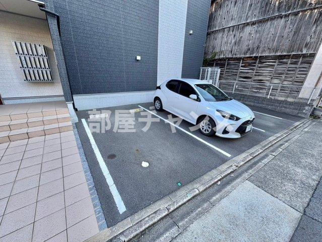 リブリ・浄心Bの駐車場
