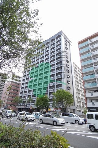ロイヤル天神東の外観