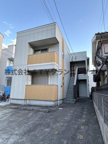 仲介手数料０円！クレフラスト黄金　A棟の外観