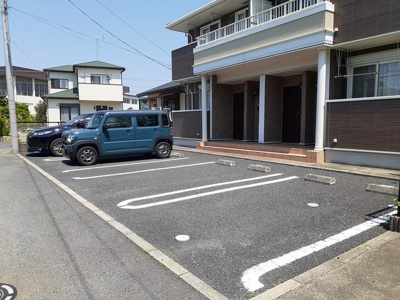 【駐車場】 | アヴェニ－ル